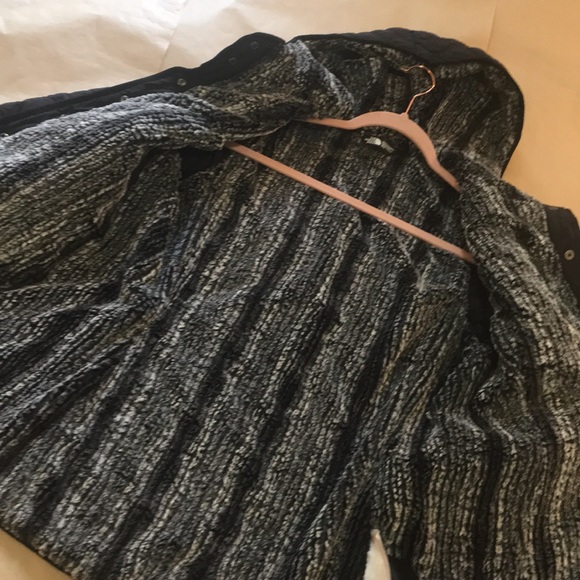 North Face Thermoball Fur Jacket - Picture 3 of 12